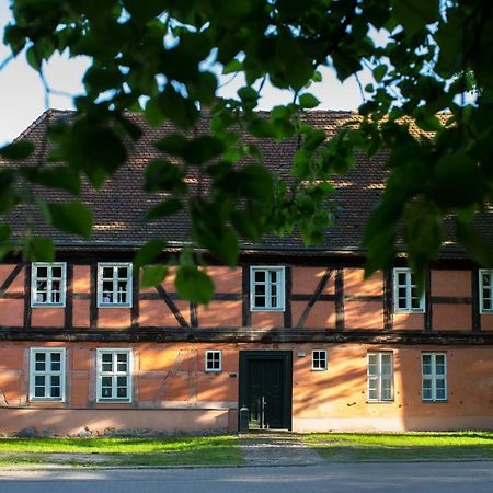 Vila Lehnschulzenhof Viesen Rogasen Exteriér fotografie